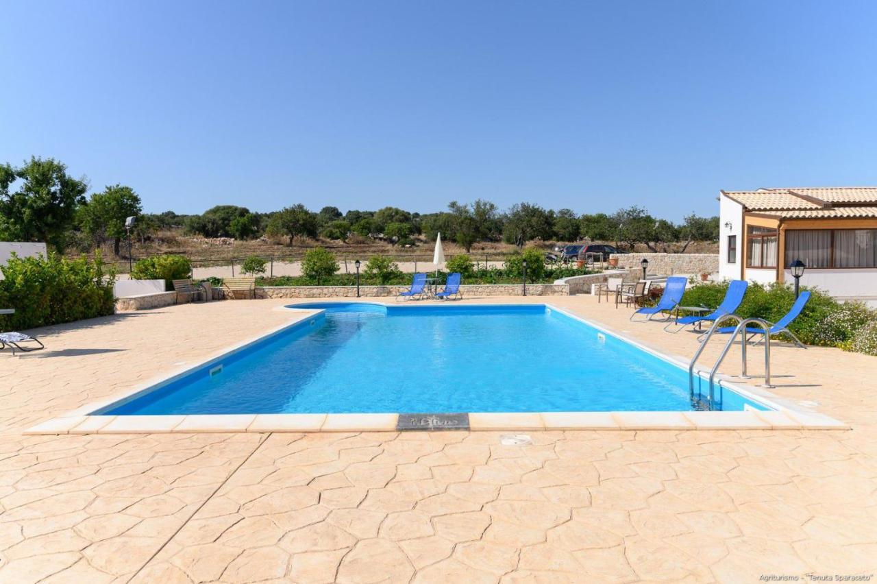 Agriturismo Tenuta Sparaceto Modica Exteriör bild